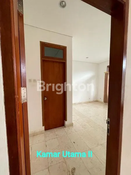 image RUMAH DI RADIO DALAM KEBAYORAN BARU JAKARTA SELATAN (6)