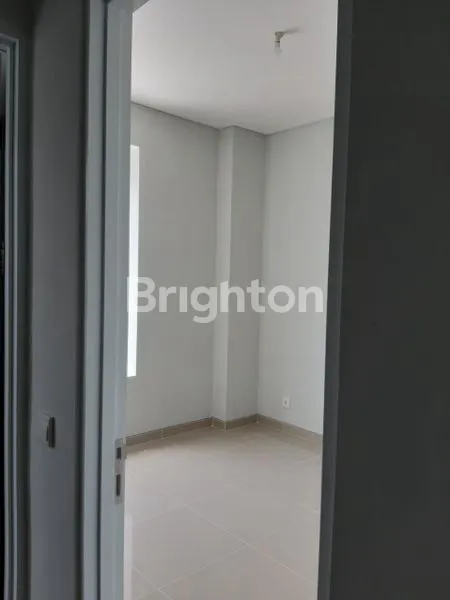 image WISATA BUKIT MAS CLUSTER PADDINGTON ROW JALAN LUAS (5)