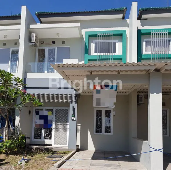 image RUMAH 2 LANTAI SIAP HUNI SUKOLILO DIAN REGENCY 2 DEKAT KEPUTIH ARAYA PAKUWON CITY (1)