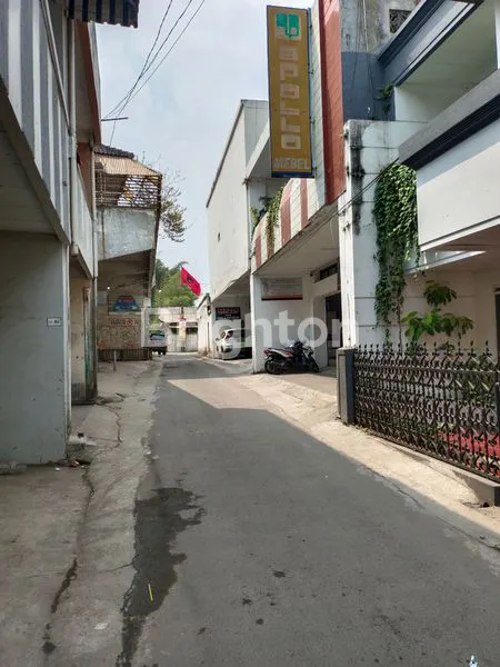 image RUMAH TUA - JUAL TANAH BONUS RUMAH - UNTUK TEMPAT USAHA - GUDANG (4)