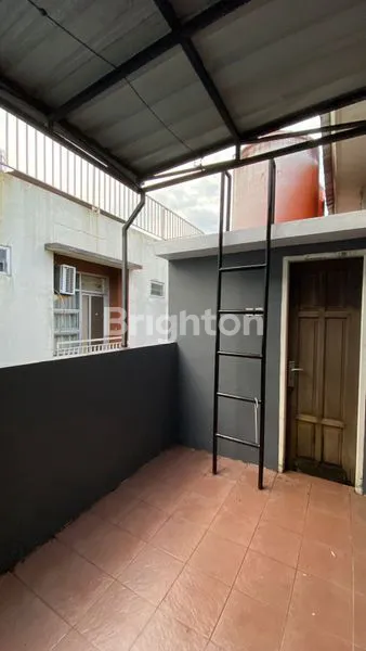 image RUKO ELITE 3 LANTAI DI M. YAMIN (3)