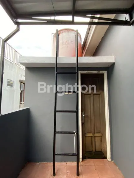 image RUKO ELITE 3 LANTAI DI M. YAMIN (6)