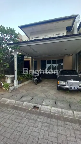 image RUMAH SIAP HUNI 2 1/2 LANTAI DI DEPOK (1)