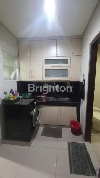 image RUMAH SIAP HUNI 2 1/2 LANTAI DI DEPOK (6)