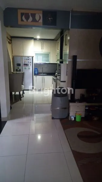 image RUMAH SIAP HUNI 2 1/2 LANTAI DI DEPOK (8)