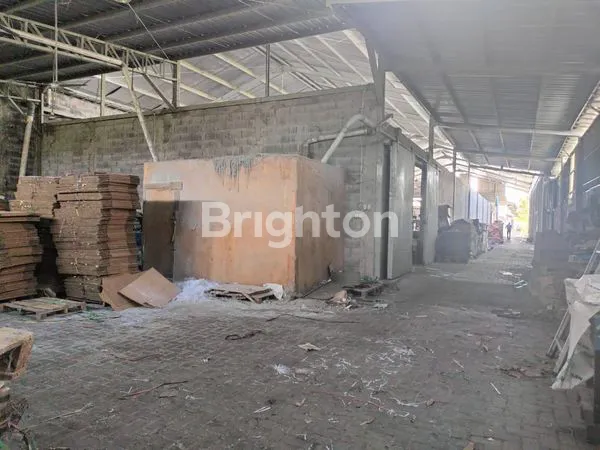 image TANAH DAN BANGUNAN POGOT KENJERAN SURABAYA TIMUR SIAP PAKAI (2)