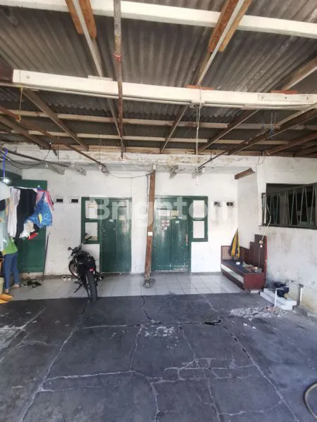 image RUMAH  PETOJO CIDENG 342M2 JALAN 2 MOBIL HITUNG TANAH JAKARTA PUSAT (5)