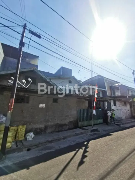 image RUMAH  PETOJO CIDENG 342M2 JALAN 2 MOBIL HITUNG TANAH JAKARTA PUSAT (1)