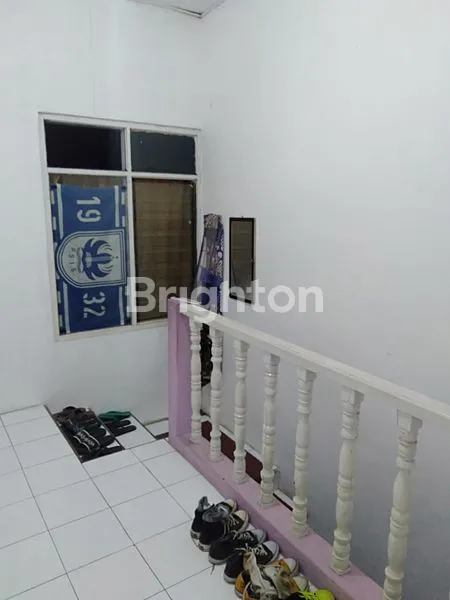 image SERUNI RUMAH KOS 2 LT AKTIF BAGUS DEKAT KAMPUS DI PEDURUNGAN (5)