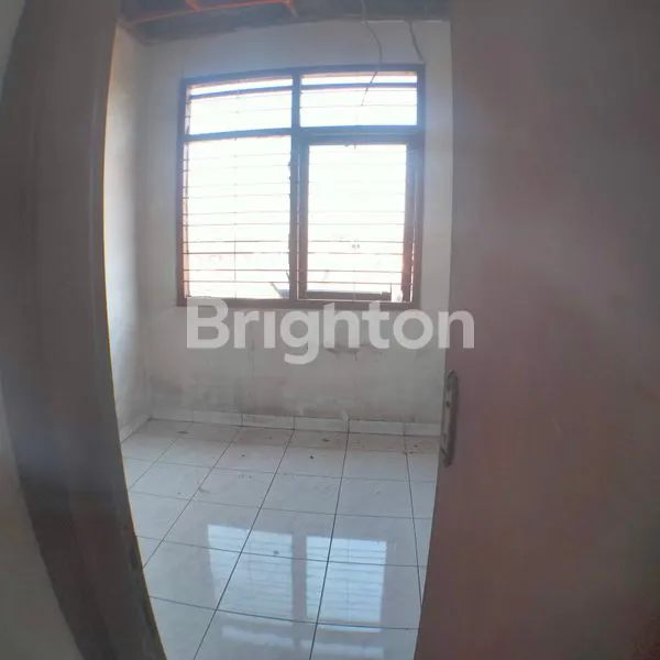 image RUKO 3 LANTAI STRATEGIS TENGAH KOTA DEWI SARTIKA BANDUNG (5)