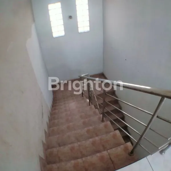 image RUKO 3 LANTAI STRATEGIS TENGAH KOTA DEWI SARTIKA BANDUNG (8)