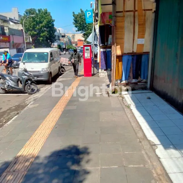 image RUKO 3 LANTAI STRATEGIS TENGAH KOTA DEWI SARTIKA BANDUNG (4)