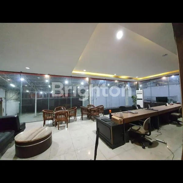 image DIJUAL CEPAT & MURAH,  BANGUNAN BEKAS SHOWROOM MOBIL JAKBAR (2)