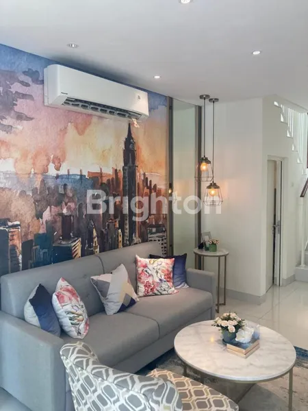 image MINIMALIS 2 LANTAI FULL FURNISH CLUSTER ZIMBALI COSTA, PAKUWON CITY  (2)