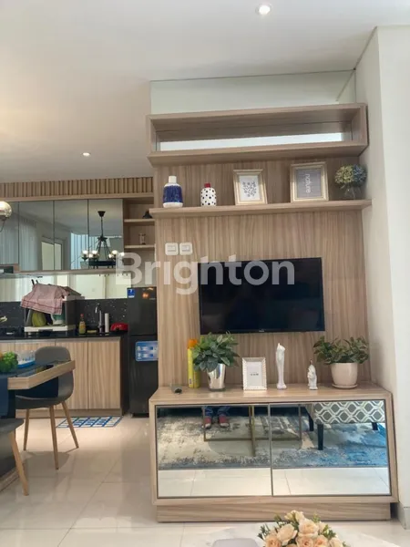 image MINIMALIS 2 LANTAI FULL FURNISH CLUSTER ZIMBALI COSTA, PAKUWON CITY  (3)