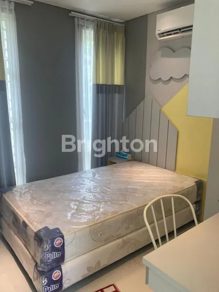 image MINIMALIS 2 LANTAI FULL FURNISH CLUSTER ZIMBALI COSTA, PAKUWON CITY  (4)