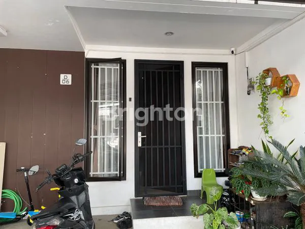 image RUMAH CANTIK MURAH DEKAT UNPAM TANGERANG (5)