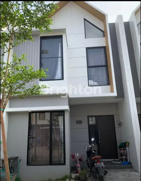 image EASTERN PARK MURAH RUMAH MINIMALIS 2LT SIAP HUNI (1)