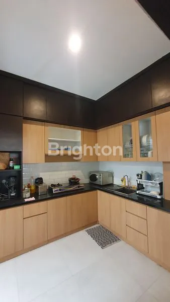 image RUMAH FURNISH DAN INTERIOR SIAP HUNI DI BSD (7)