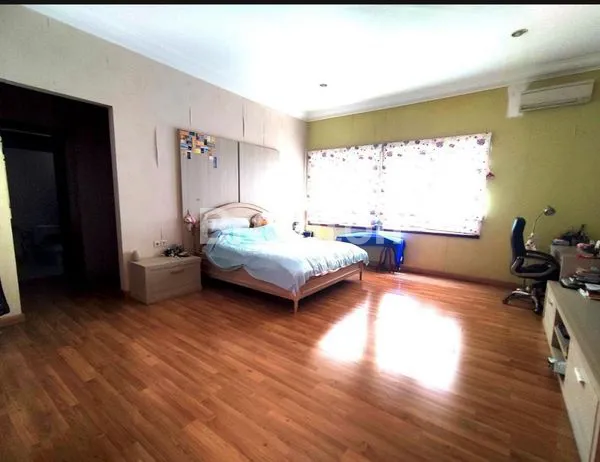 image RUMAH HOEK PIK TRIMARAN (4)