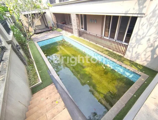 image RUMAH HOEK PIK TRIMARAN (7)