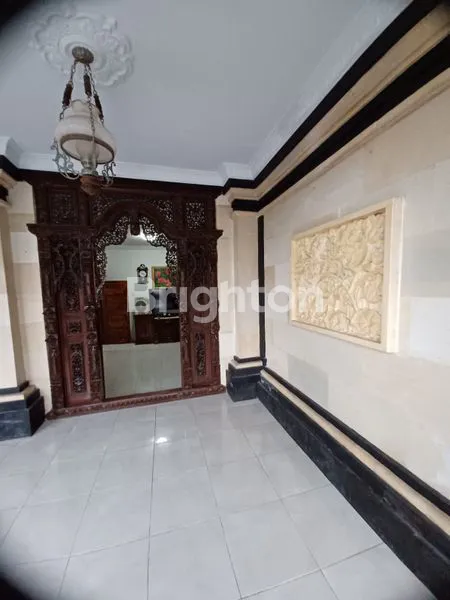 image RUMAH CANTIK DI MENGWITANI DEKAT PASAR BERINGKIT (5)