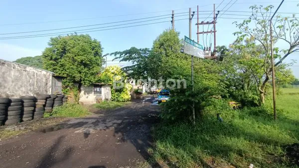 TANAH DIJUAL BONUS GUDANG, RUMAH DAN KANTOR