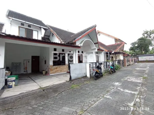 image RUMAH BAGUS LINGKUNGAN PERUMAHAN BAMBU ASRI DEKAT PAKUWON MALL (1)