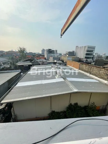image RUMAH DI MAINROAD JL PERCETAKAN NEGARA (6)