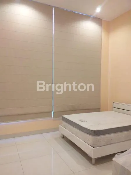 image RUMAH MEWAH SEMI FURNISH DI PURI ANJASMORO SEMARANG BARAT (4)