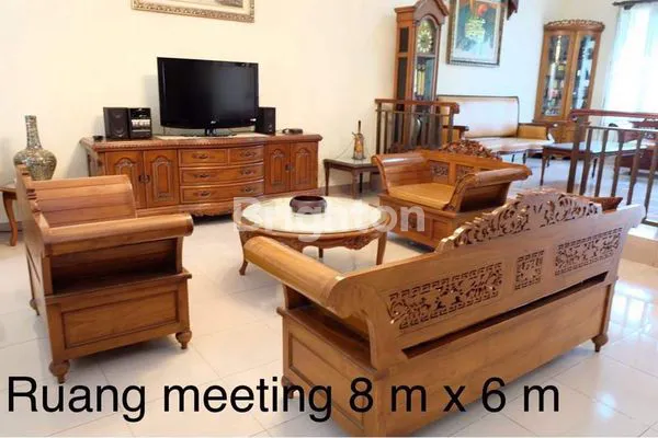 image DIJUAL RUMAH CANTIK SIAP HUNI DI NGINDEN INTAN SELATAN SURABAYA (2)