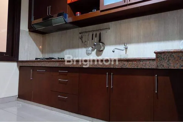 image DIJUAL RUMAH CANTIK SIAP HUNI DI NGINDEN INTAN SELATAN SURABAYA (5)