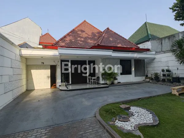 image LANGKA JARANG ADA RUMAH COMMERCIAL AREA RAYA DARMO BASUKI RACHMAT DIPONEGORO (4)