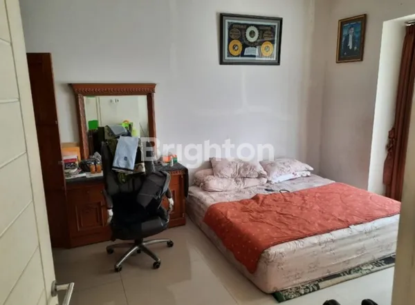 image MINIMALIS MEWAH MAIN ROAD ROYAL RESIDENCE, SURABAYA BARAT (4)