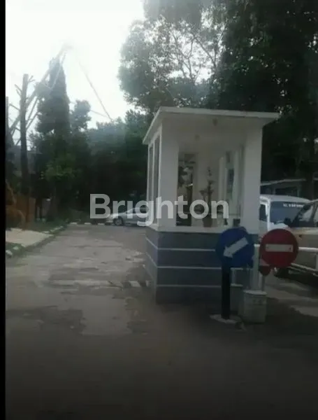 image RUMAH LAMA DENGAN VIEW DEPANTAMAN FASUM LUAS, DI BOGOR (3)