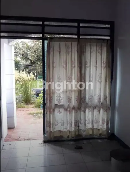 image RUMAH LAMA DENGAN VIEW DEPANTAMAN FASUM LUAS, DI BOGOR (4)