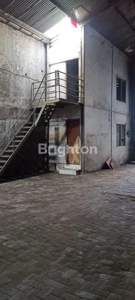 image GUDANG TANJUNG PERAK DEKAT TOL!! MURAH!! CONTAINER BISA MASUK. (2)