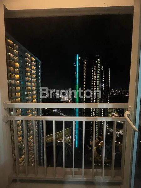 image APARTEMEN ORCHARD POOL VIEW. FULL FURNISHED PAKUWON MALL (2)