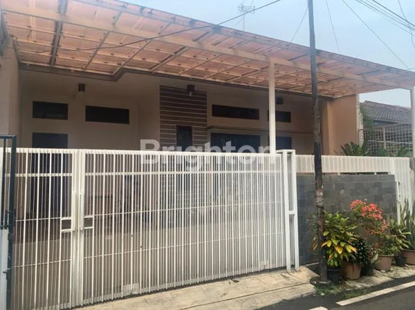 image RUMAH CIPINANG ELOK 2, JKT TIM, BAGUS, LINGKUNGAN TENANG (1)