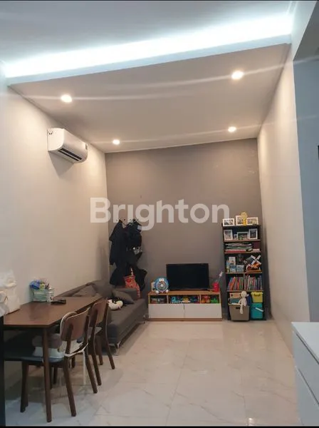image RUMAH HOEK ASRI DI SEGARA CITY BEKASI JAWA BARAT (7)