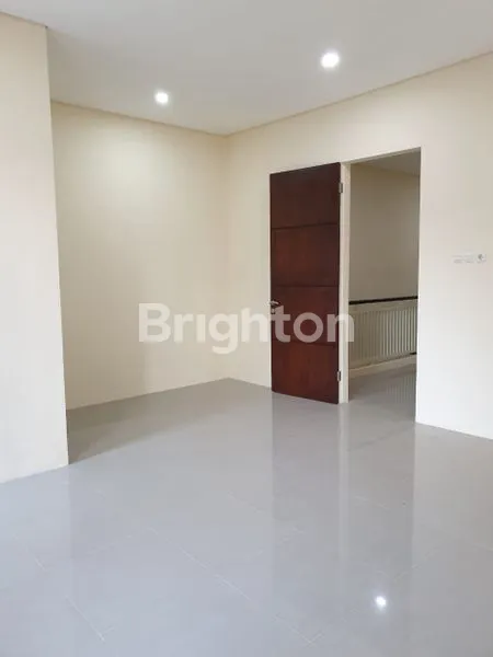 image RUMAH BARU CITRALAND SURABAYA ALAM HIJAU (4)