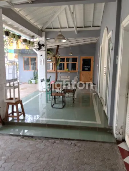 image RUMAH MEWAH 2 LANTAI (2)