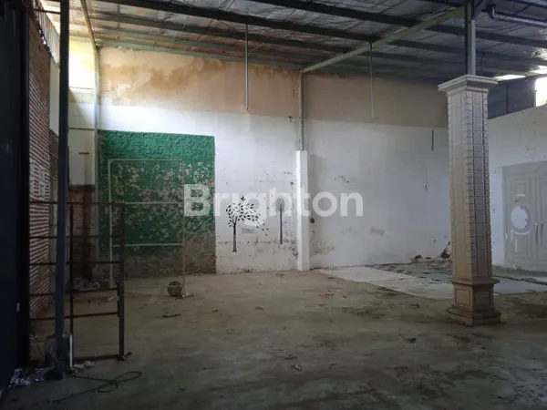 image RUKO STRATEGIS LUAS PINGGIR JALAN NASIONAL DI TULUNGAGUNG (3)