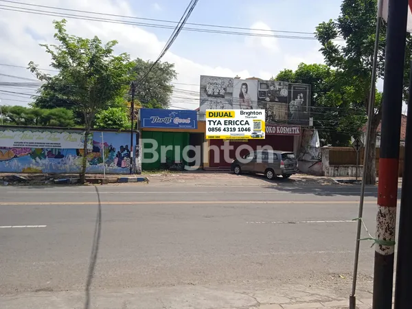 image RUKO STRATEGIS LUAS PINGGIR JALAN NASIONAL DI TULUNGAGUNG (8)