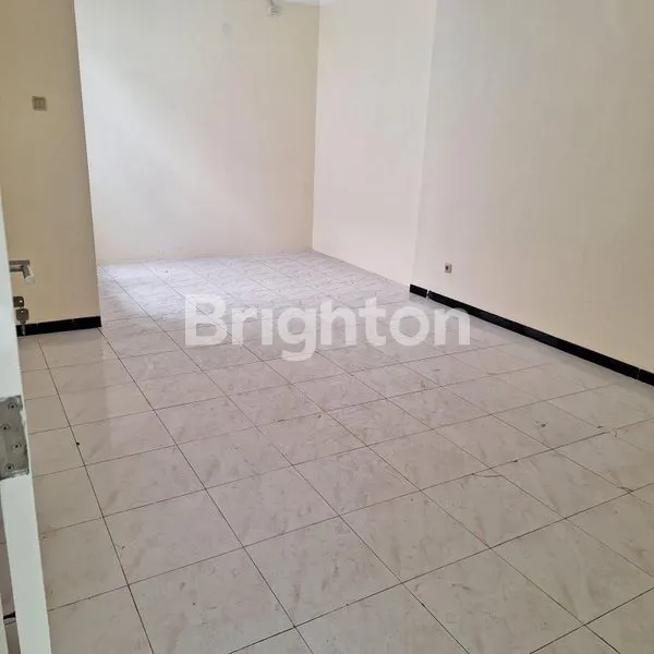 image RUMAH BARU DI RENOVASI DI SURABAYA TIMUR DHARNAHUSADA MAS (2)