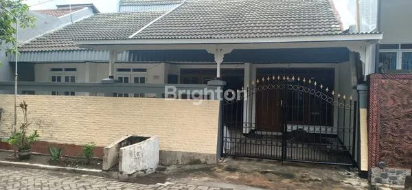 image RUMAH PONDOK TJANDRA DEPAN TAMAN  (1)