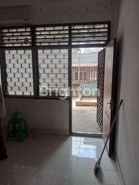 image RUMAH 3 LANTAI DI PUSAT KOTA PALEMBANG (6)