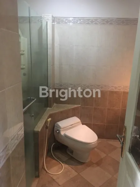 image MEWAH 2 LANTAI FULL MARMER DI DHARMAHUSADA INDAH, SURABAYA TIMUR  (5)