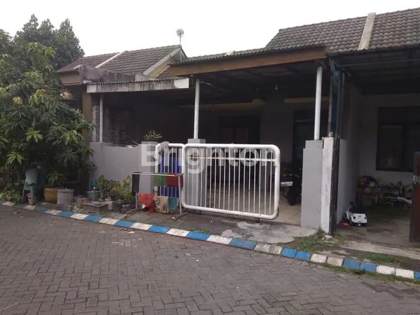 image RUMAH TENGAH KOTA TERAWAT (7)
