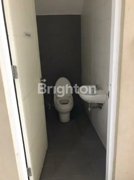 image LEBAK ARUM LEBAR 10 SELANGKAH KE RAYA KENJERAN, MERR (6)